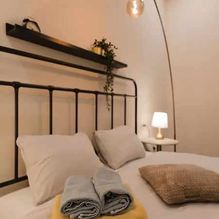 #secret Nest In The Heart Of The Lägenhet Timişoara